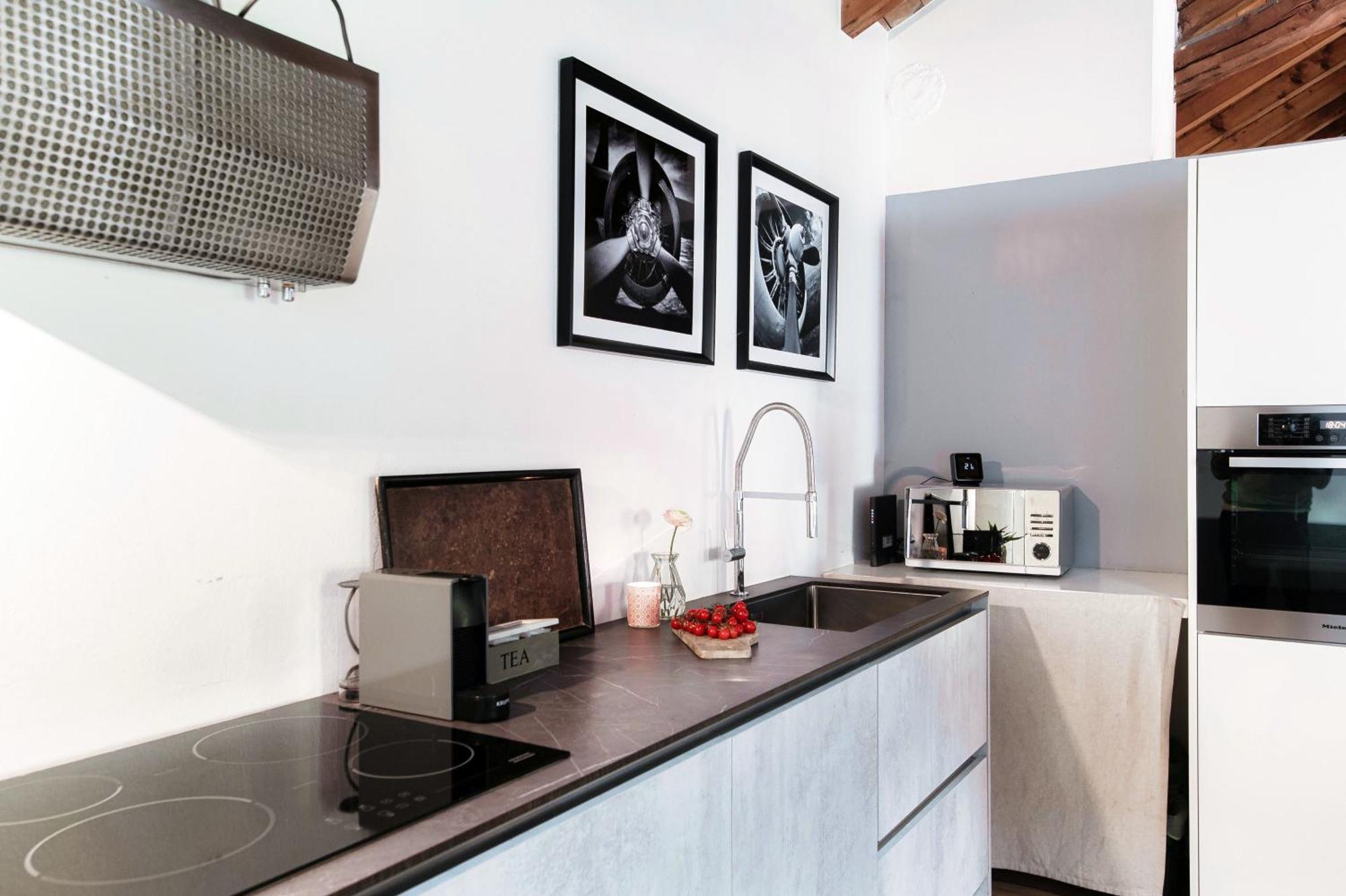 Corte Delle Rondini - Bymyhomeincomo Exterior foto