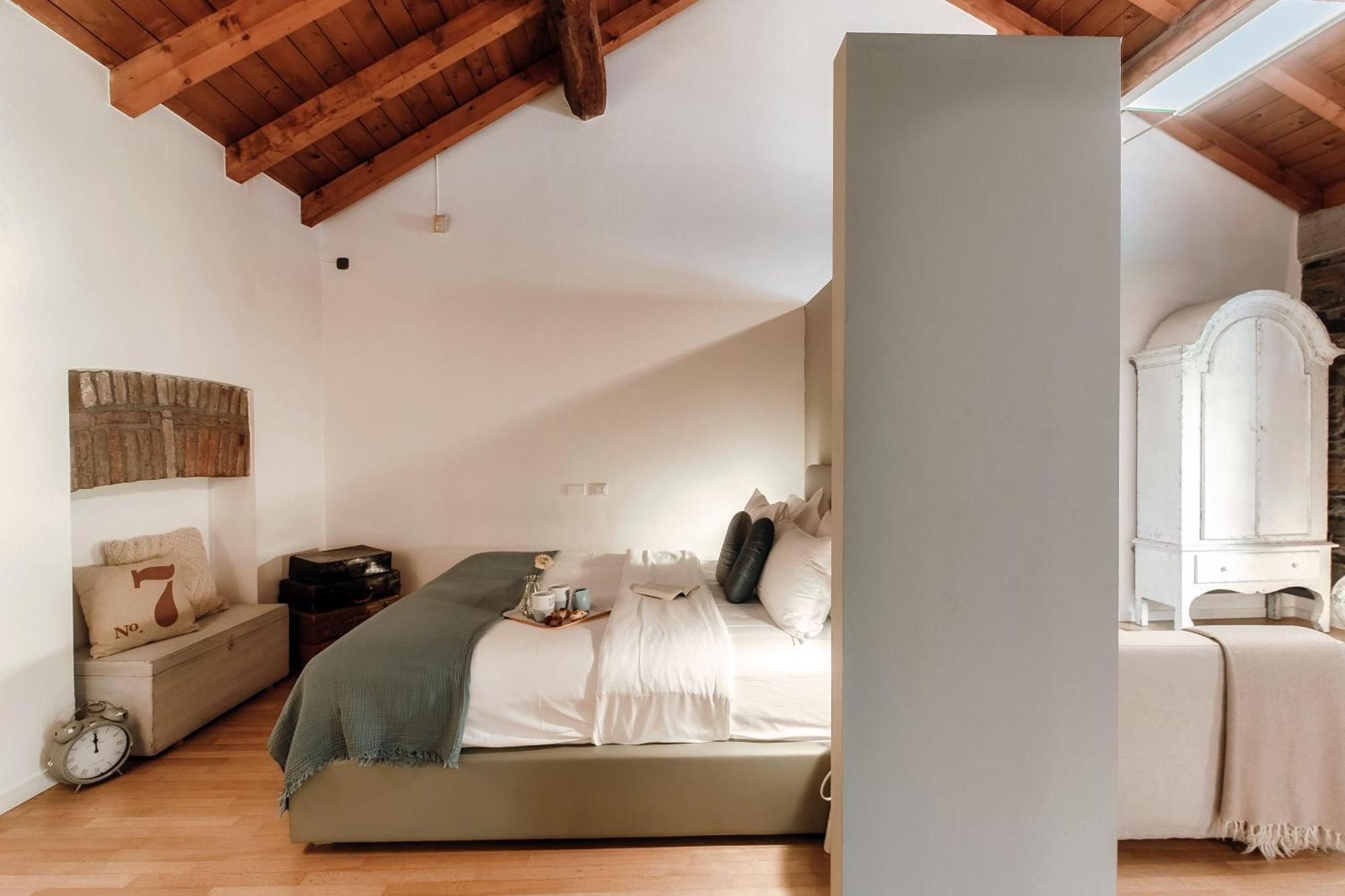 Corte Delle Rondini - Bymyhomeincomo Exterior foto