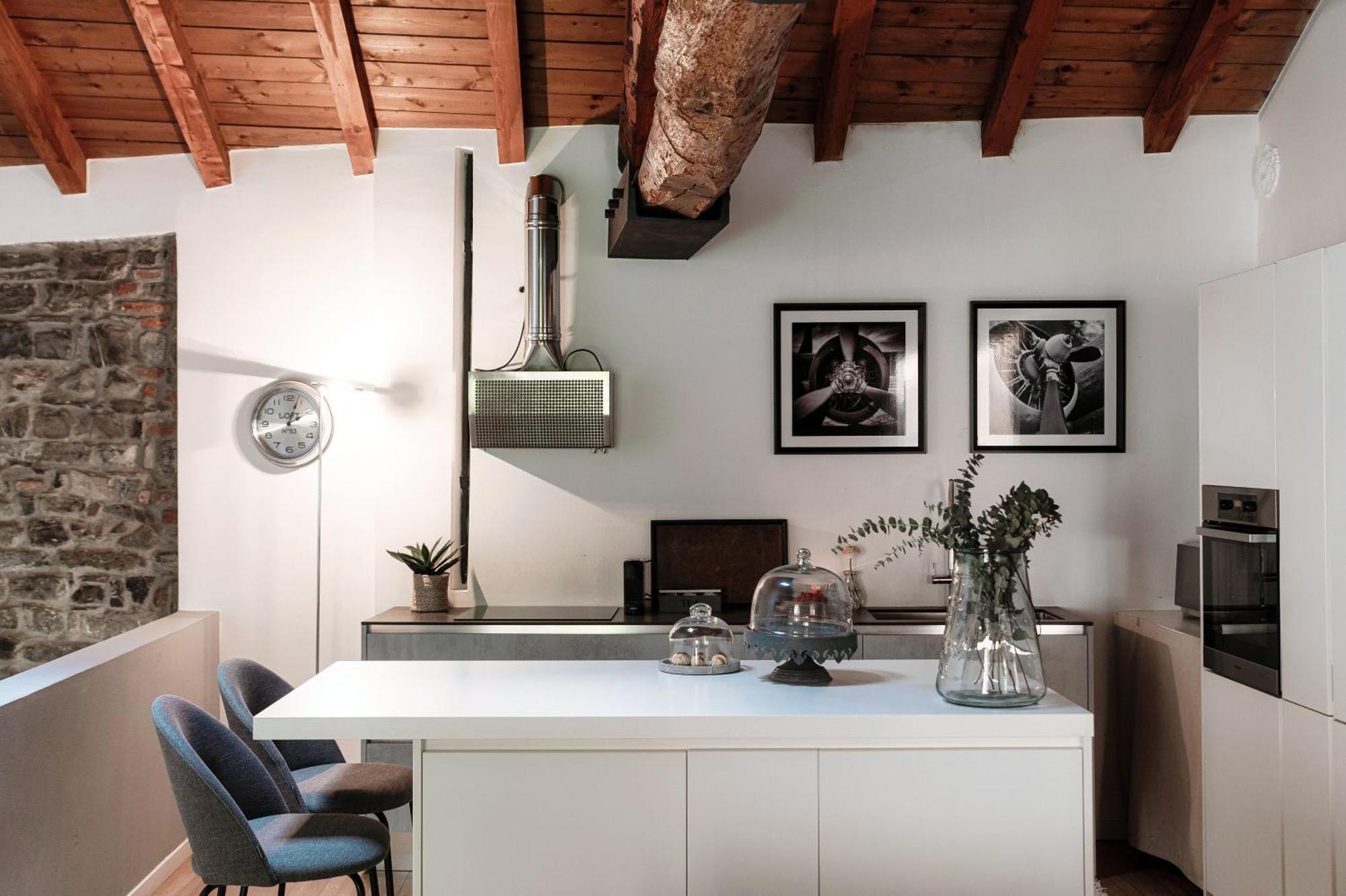 Corte Delle Rondini - Bymyhomeincomo Exterior foto