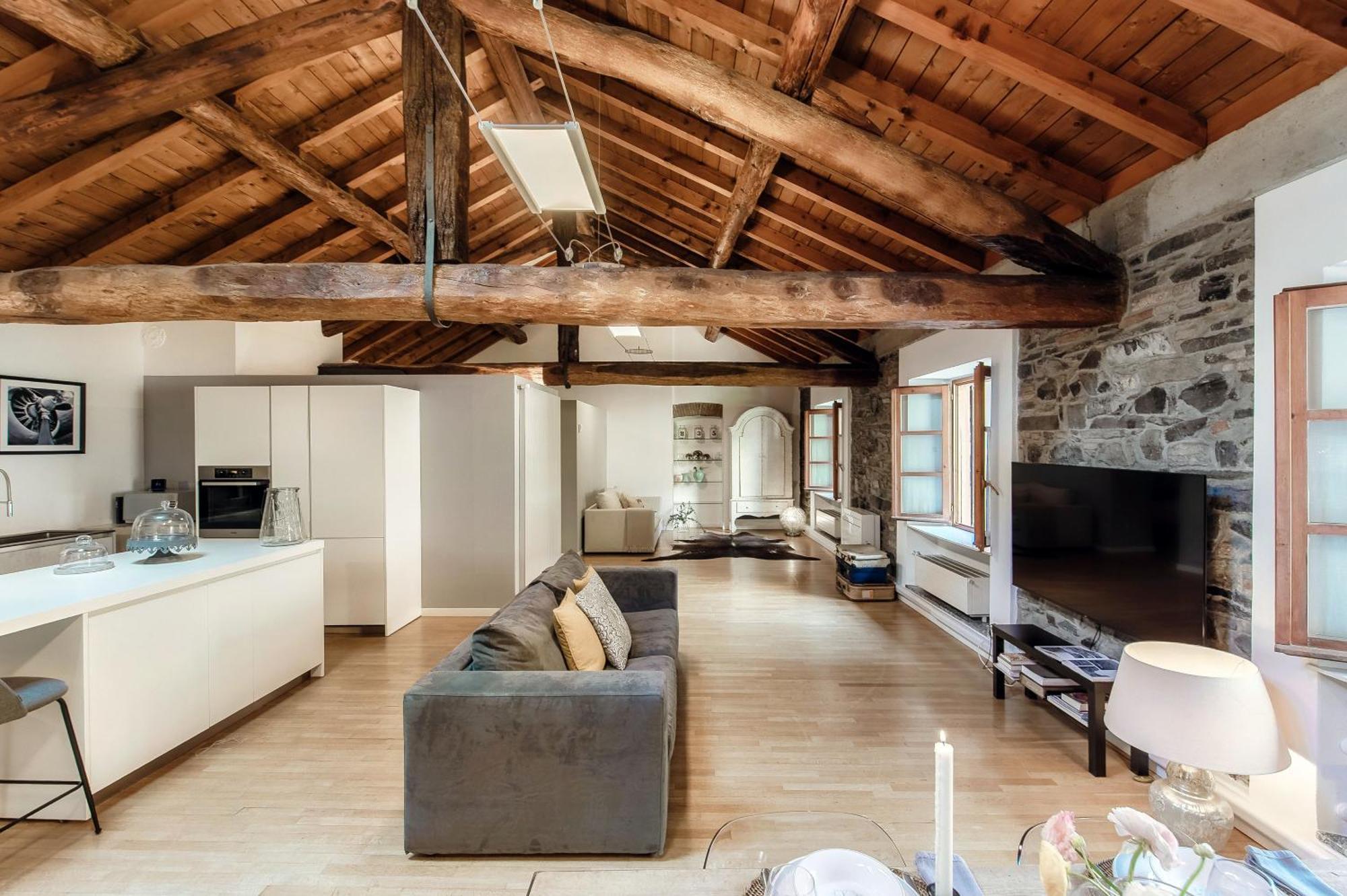 Corte Delle Rondini - Bymyhomeincomo Exterior foto