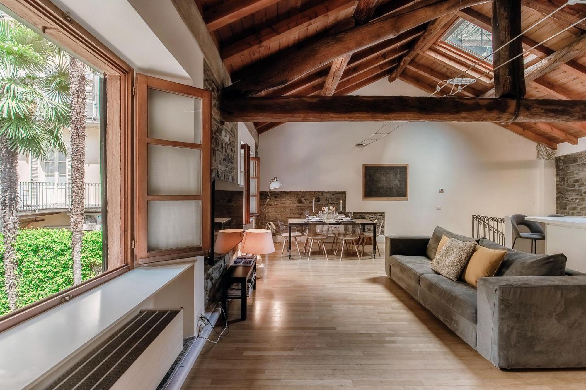 Corte Delle Rondini - Bymyhomeincomo Exterior foto