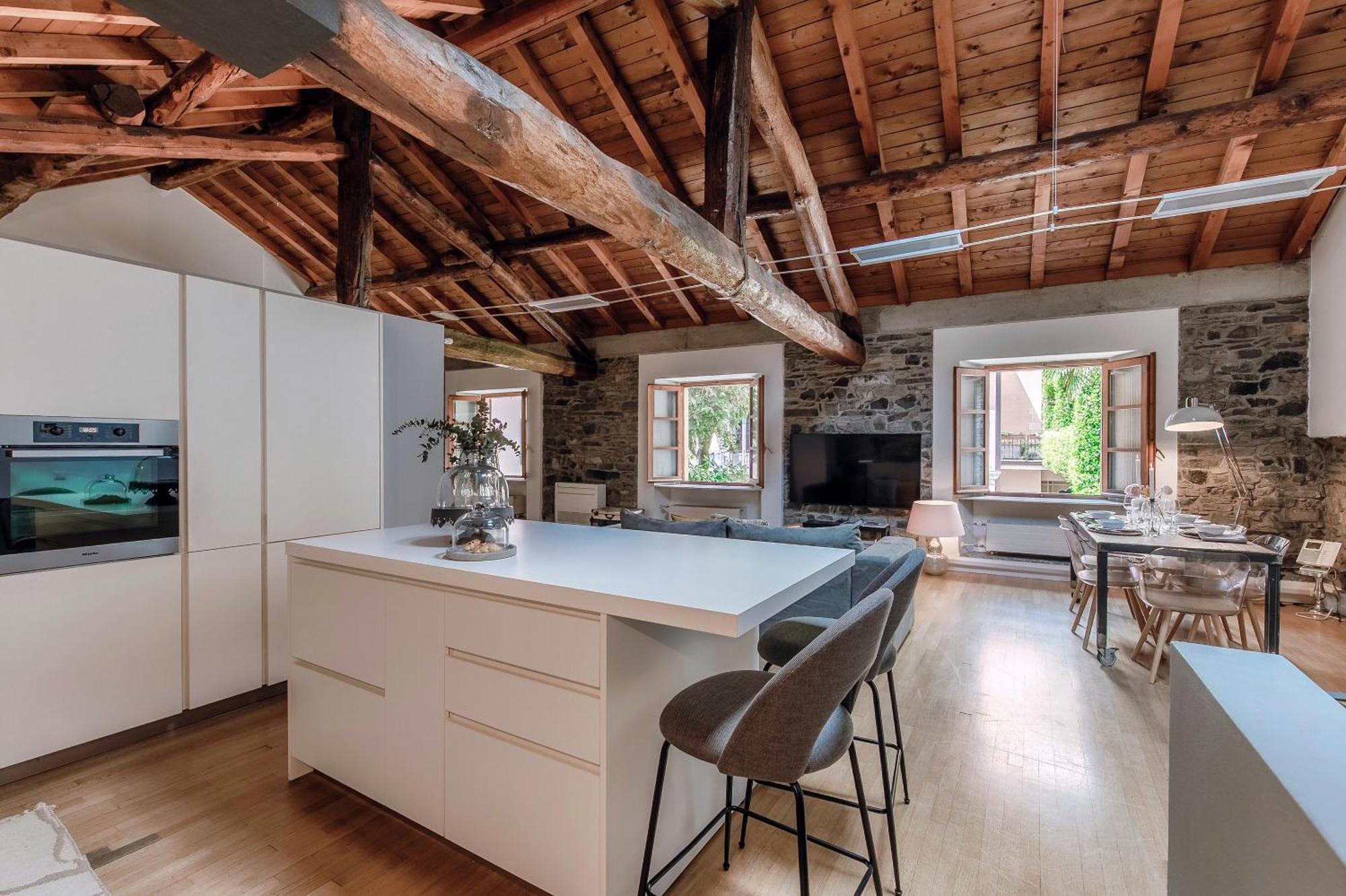 Corte Delle Rondini - Bymyhomeincomo Exterior foto